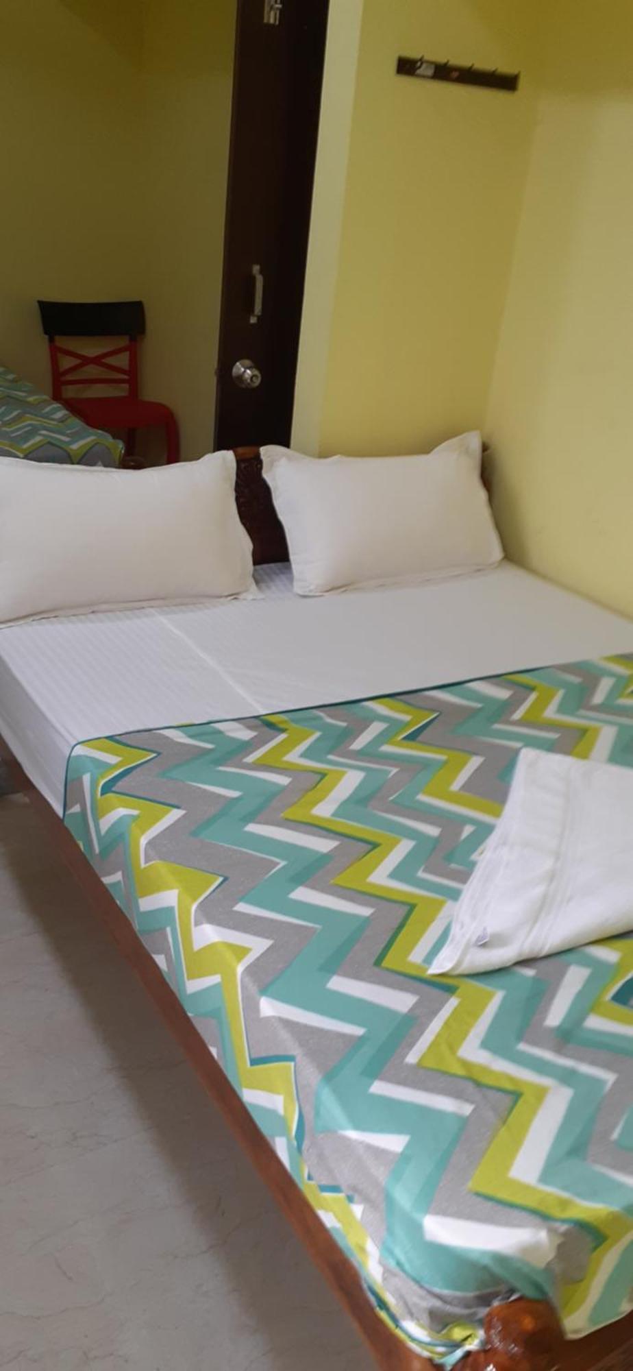 Varadhar Guest House 甘吉布勒姆 外观 照片